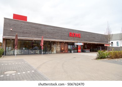 80 Rewe Shopping Carts Images, Stock Photos & Vectors | Shutterstock