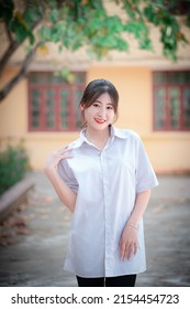 Hanoi, Hanoi  Vietnam - May 2, 2022:  Beautiful High School Girl In The Best Outfits For The Prom