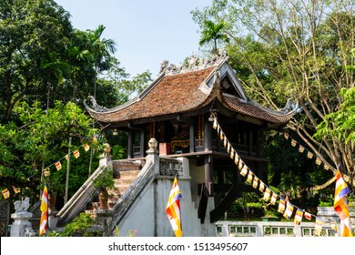 Hanoi/Vietnam - Sept. 15 2019: One Pillar Temple At Ba Dinh Center Hanoi. The Temple Was Built In Eleventh Century With Shape Of A Lotus Flower As Seen By Emperor Ly Thai Tong In His Dream.