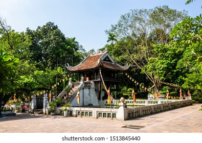 Hanoi/Vietnam - Sept. 15 2019: One Pillar Temple At Ba Dinh Center Hanoi. The Temple Was Built In Eleventh Century With Shape Of A Lotus Flower As Seen By Emperor Ly Thai Tong In His Dream.