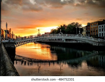 Ha'penny Bridge, Dublin, Ireland