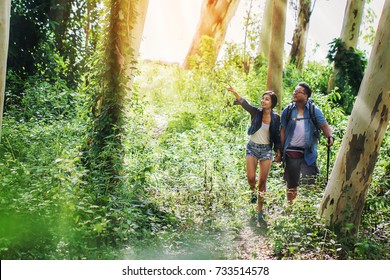 67,582 Happy Couples Hiking Images, Stock Photos & Vectors | Shutterstock