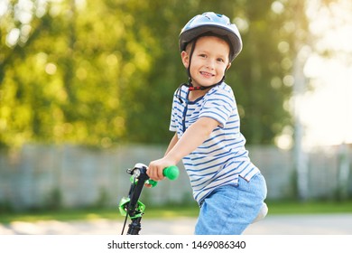 Happy 3 Year Old Boy Having Stock Photo 1469086340 | Shutterstock