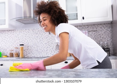 22,799 Black woman cleaning Images, Stock Photos & Vectors | Shutterstock