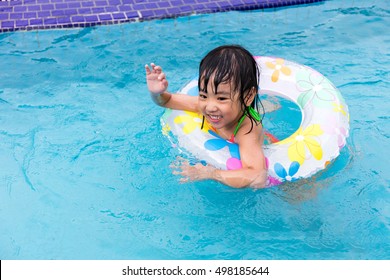 Happy Asian Chinese Little Girls Swimming Stock Photo 498185644 ...