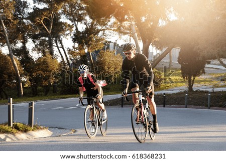 Similar – Foto Bild Junge glückliche Frau auf dem Fahrrad in der Stadt