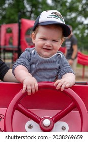 730 Baby hand steering wheel Images, Stock Photos & Vectors | Shutterstock