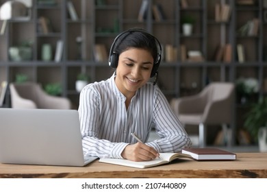 19 Indian girl mic lecture Images, Stock Photos & Vectors | Shutterstock