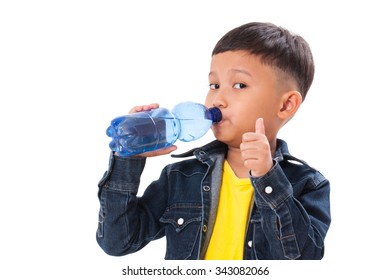 49,506 Kids drink bottle Images, Stock Photos & Vectors | Shutterstock