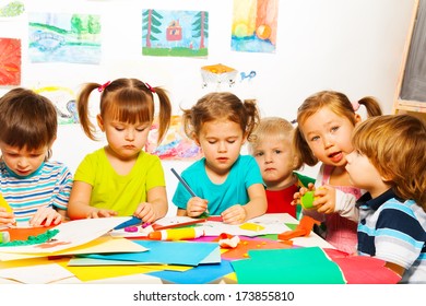 Happy boys and girls on creative lesson class - Shutterstock ID 173855810