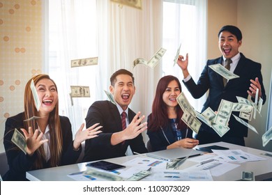 4,728 Very rich people Images, Stock Photos & Vectors | Shutterstock