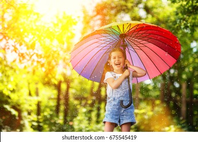 2,211 Kids playing under the rain Images, Stock Photos & Vectors ...