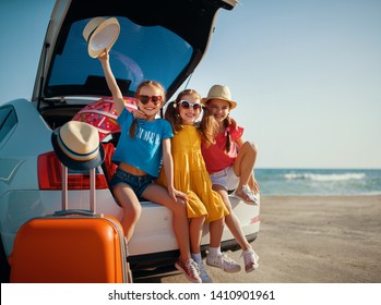 Happy Children Girls Friends Sisters On Stock Photo 1410901961 ...