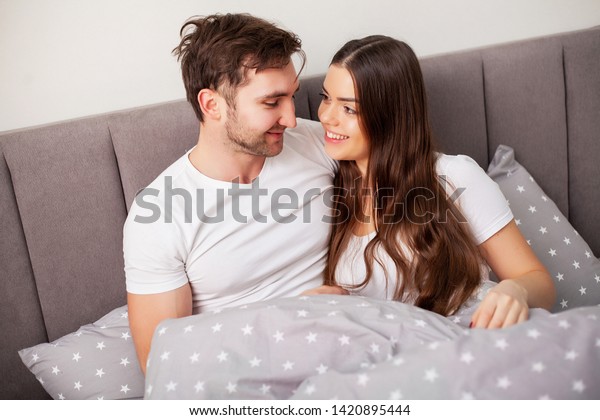 Young Couple Pussy Eating