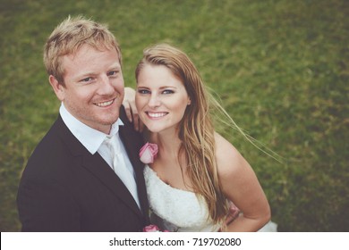 https://image.shutterstock.com/image-photo/happy-couple-just-married-260nw-719702080.jpg