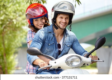 11,341 Young couple on scooter Images, Stock Photos & Vectors ...