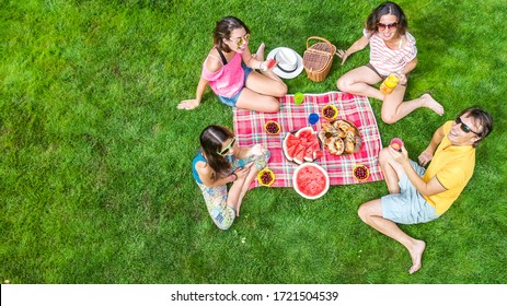 2,314 Picnic in the park family top view Stock Photos, Images ...