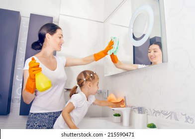 Happy Family Do The Cleaning