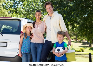 Happy Family Getting Ready Road Trip Stock Photo 256319923 | Shutterstock