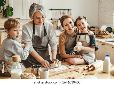 Happy Family Grandmother Her Daughter Grandchildren Stock Photo ...