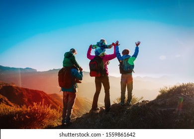 284,688 Family mountains Images, Stock Photos & Vectors | Shutterstock