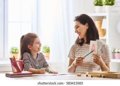 Mother Daughter Kitchen Porn - ImÃ¡genes, fotos de stock y vectores sobre Juegos De Mesa ...