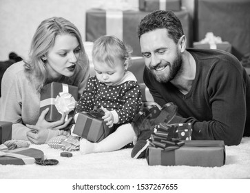 Happy Family With Present Box. Valentines Day. I Love You So Much. Shopping Online. Boxing Day. Love And Trust In Family. Bearded Man And Woman With Little Girl. Father, Mother And Doughter Child.