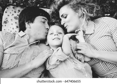 7,654 Father and son kissing mother Images, Stock Photos & Vectors ...