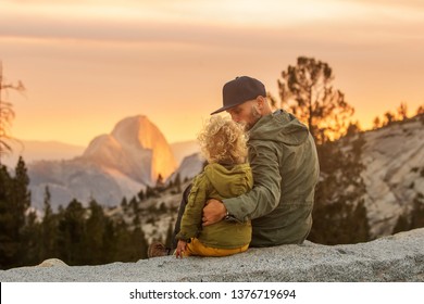 Happy Family Visit Yosemite National Park In California