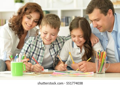 Happy Famyli Have Fun Together Stock Photo 551774038 | Shutterstock