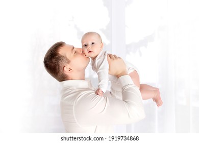 Bebe Heureux Images Stock Photos Vectors Shutterstock