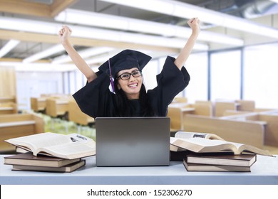 83,829 Graduation Computer Images, Stock Photos & Vectors | Shutterstock