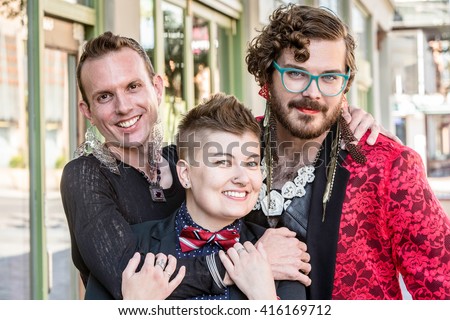 lesbica famiglia Trio