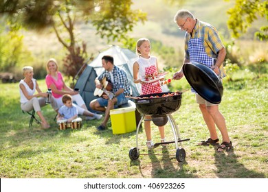 8,281 Family Barbecue Park Images, Stock Photos & Vectors 