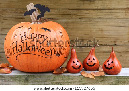 Happy Halloween pumpkin display