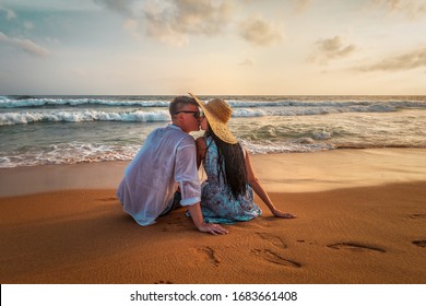 Plage Amour Images Photos Et Images Vectorielles De Stock Shutterstock