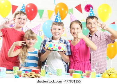 Happy Kids Having Fun Birthday Party Stock Photo 477881155 | Shutterstock