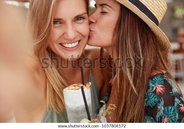 Lesbian Selfie Pics