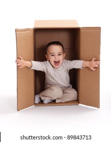 40,264 Sitting with cardboard boxes Images, Stock Photos & Vectors ...