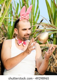 Happy Man Toss Gold Egg