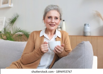 Hot Older Women Gallery