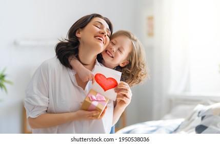 17,358 Birthday Card Daughter Images, Stock Photos & Vectors | Shutterstock