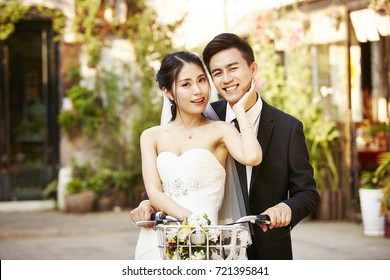 5,666 Old couple wedding photo Images, Stock Photos & Vectors ...