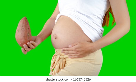 Pregnant Women 18