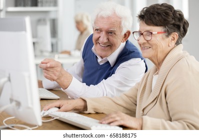Senior Learning Computer Images, Stock Photos & Vectors | Shutterstock