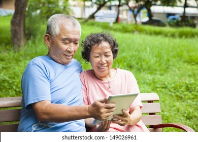 604 Asian older couple garden Images, Stock Photos & Vectors | Shutterstock