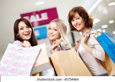 642,302 Shopping girl on white Images, Stock Photos & Vectors ...