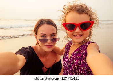 147 Selfi plage Images, Stock Photos & Vectors | Shutterstock