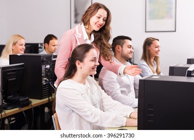 Happy Supervisor Giving Instructions Office Team Stock Photo 396291730 ...