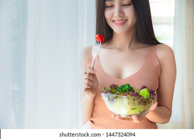 Fotos de personas comiendo sano